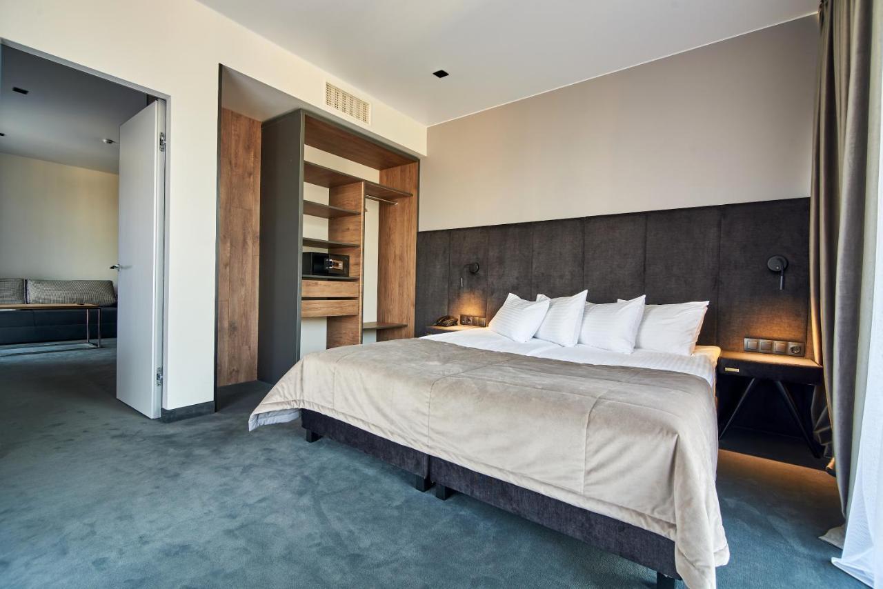 Fomich Residence 부코벨 외부 사진