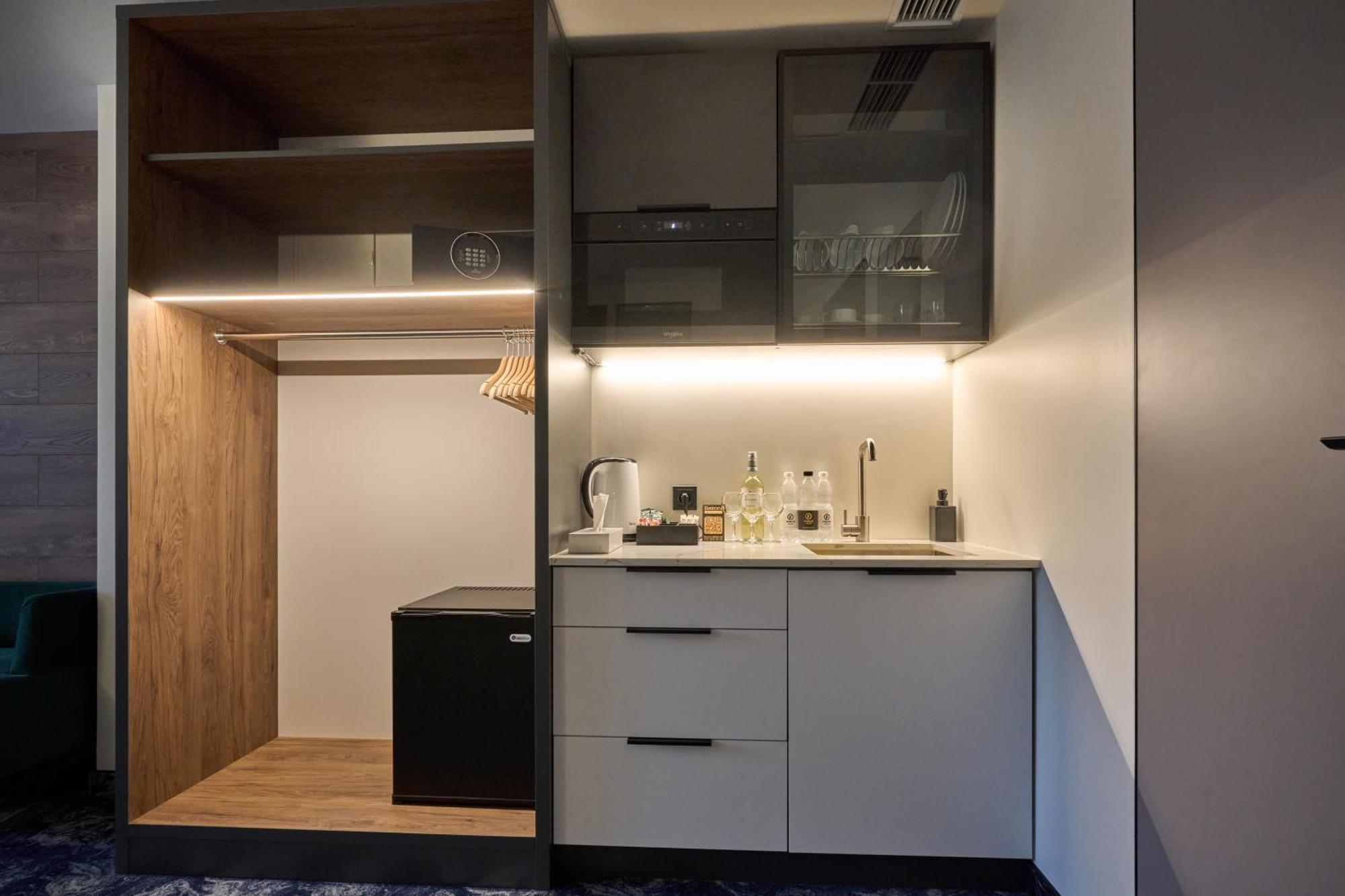 Fomich Residence 부코벨 외부 사진